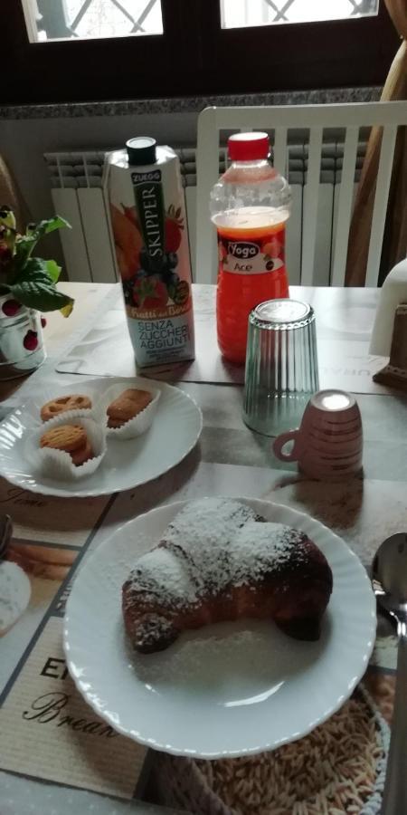 B&B La casa dei frutti di bosco Garlasco Esterno foto