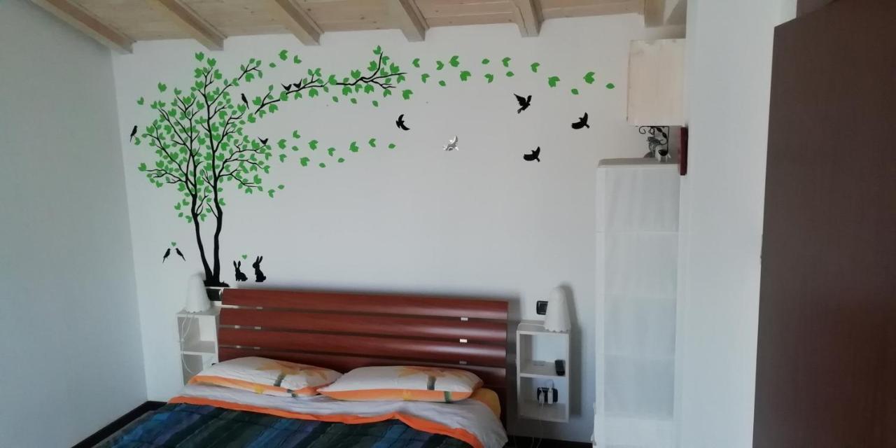 B&B La casa dei frutti di bosco Garlasco Esterno foto
