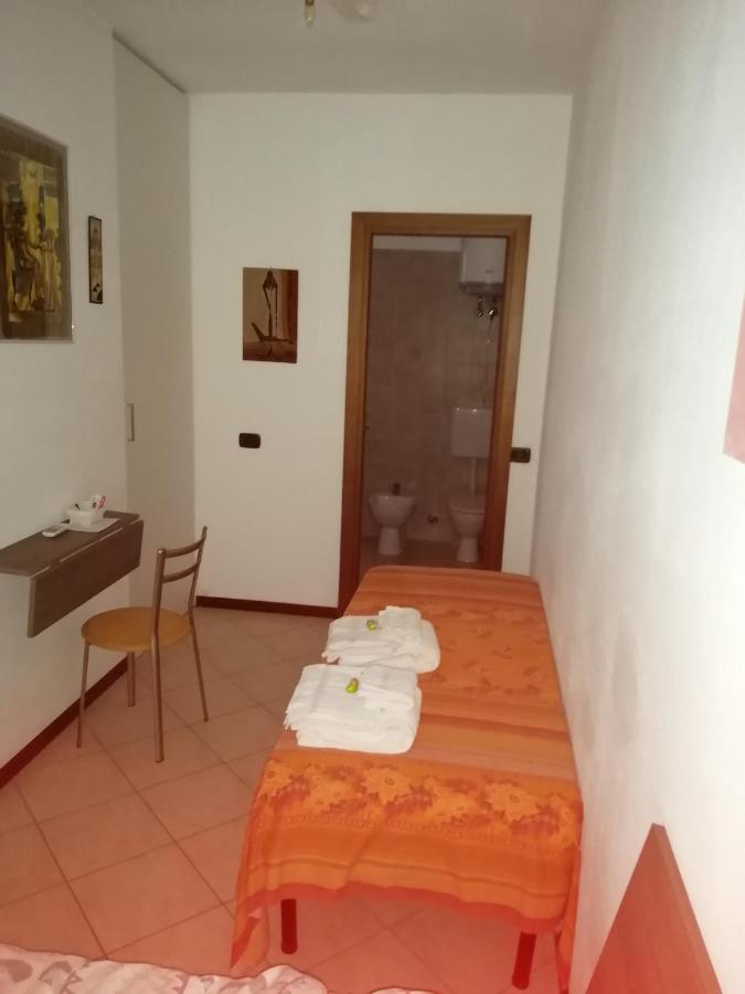 B&B La casa dei frutti di bosco Garlasco Esterno foto